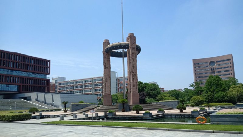 电子元器件，支撑现代科技的基石
